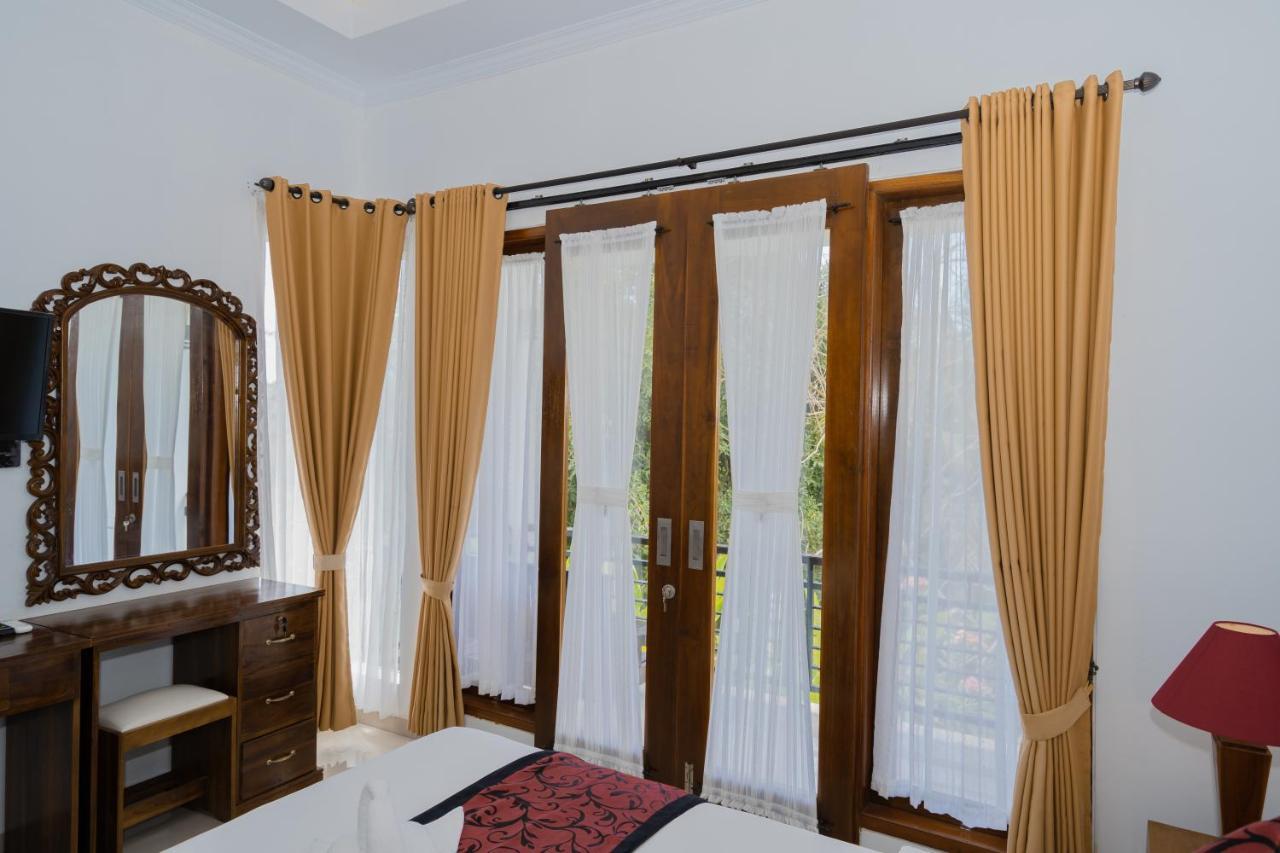 Lo Sari Bungalow Batununggul Esterno foto