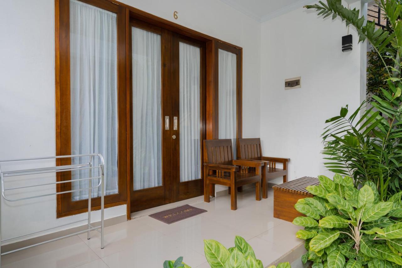Lo Sari Bungalow Batununggul Esterno foto